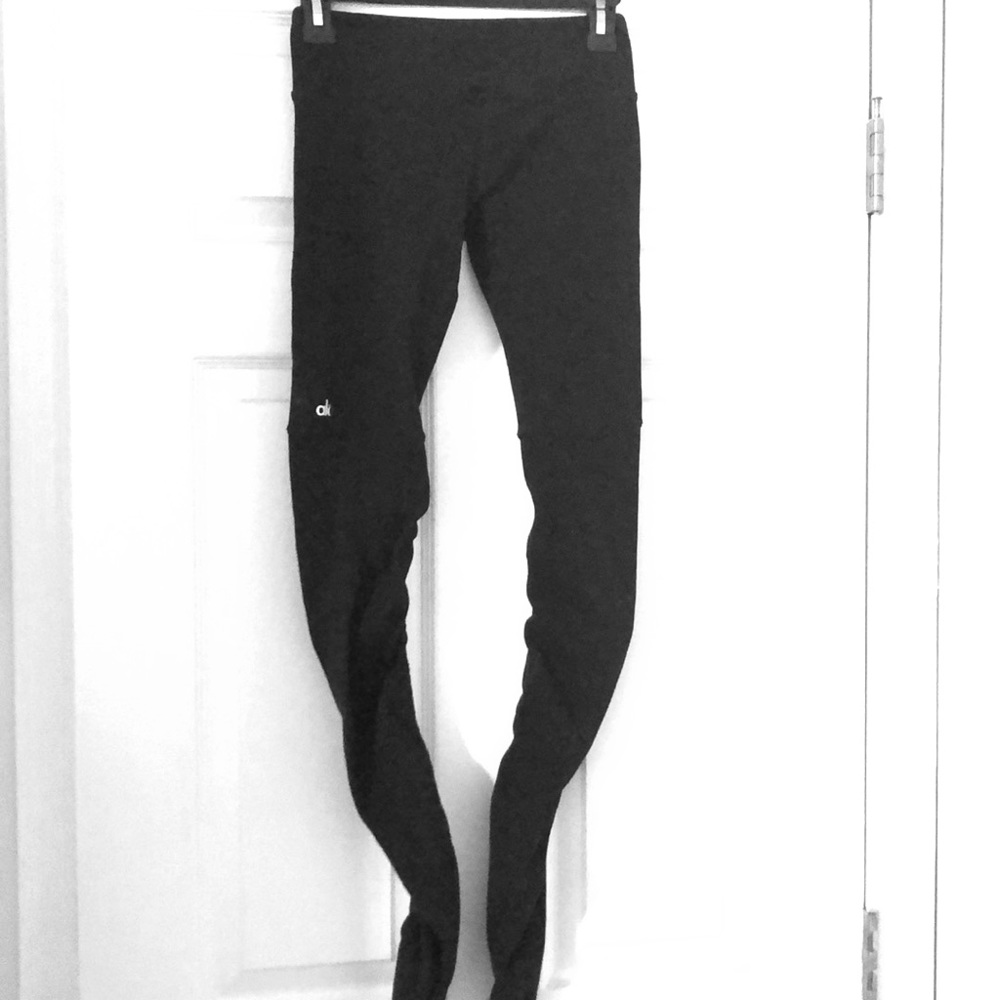 Black Alo goddess legging size XS like new